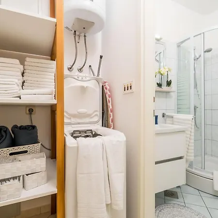 Ratac Lobrovic With Private And Beautiful Sunset Apartamento *