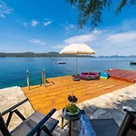 Apartament Ratac Lobrovic With Private And Beautiful Sunset Slano