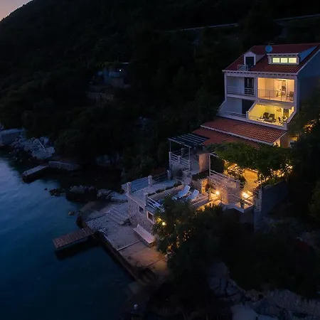 Ratac Lobrovic With Private And Beautiful Sunset Slano